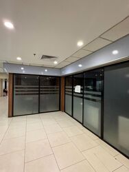 Lucky Plaza (D9), Retail #579994291